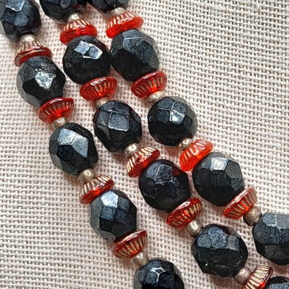 Vintage Western Germany Black Red Bead Necklace, 1950s, 15 Inch - Picture 4 of 13